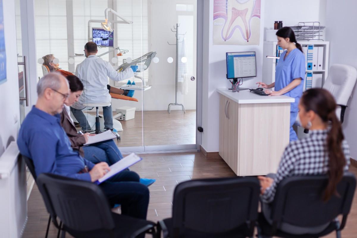 Featured image for “How Dental Bonding Richmond Hill, CA Can Repair Small Chips and Gaps”