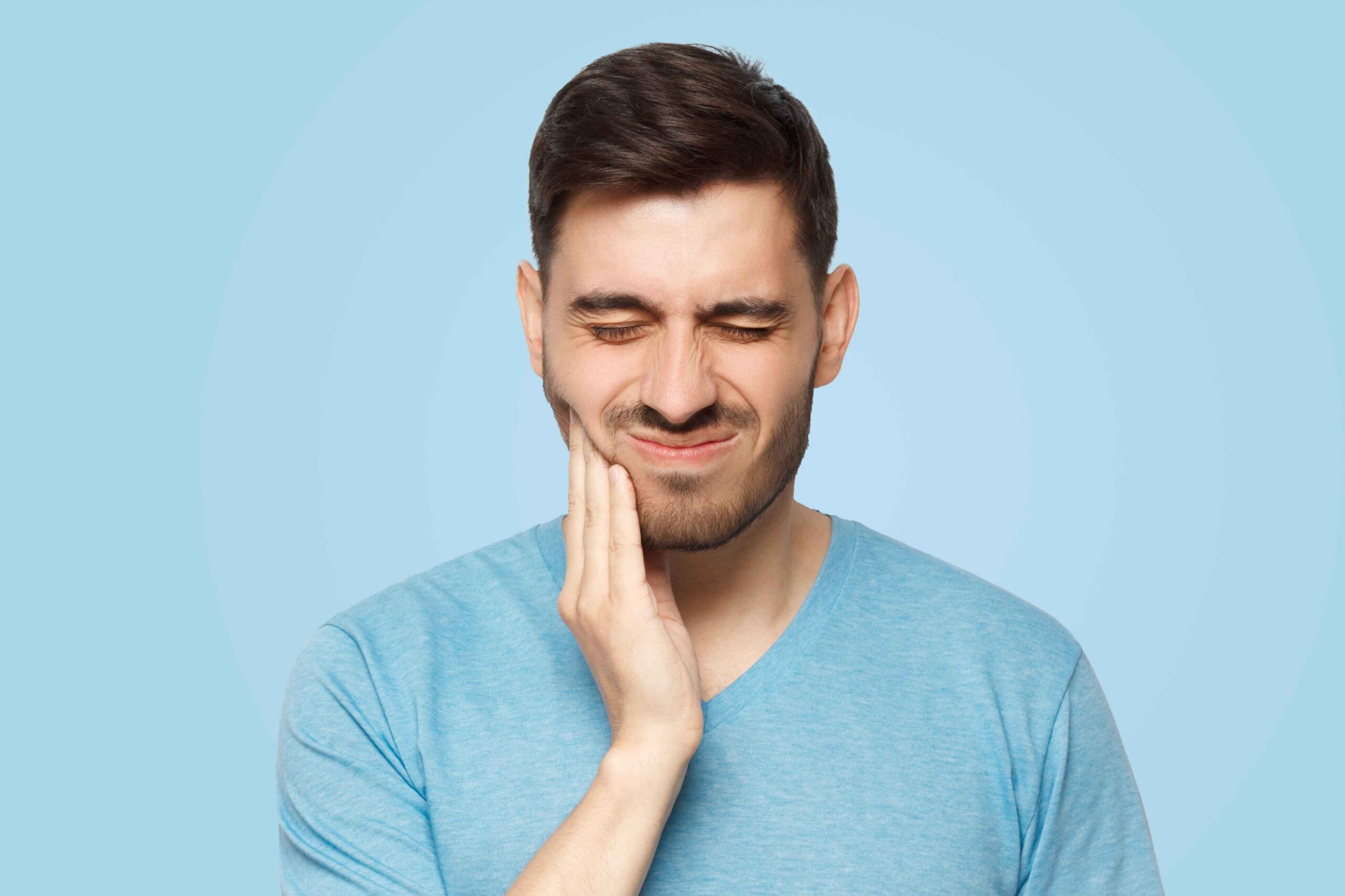Featured image for “Tooth Pain, Swelling, and an Emergency Dentist Vaughan, ON Visit”